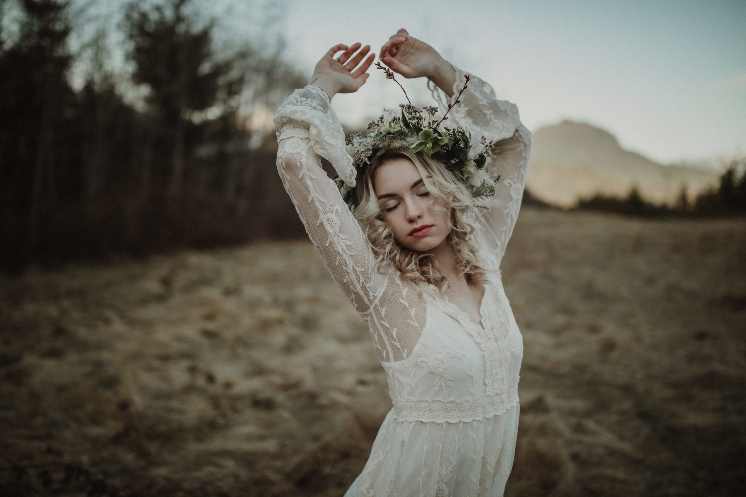 styled bridal portraits in port mellon
